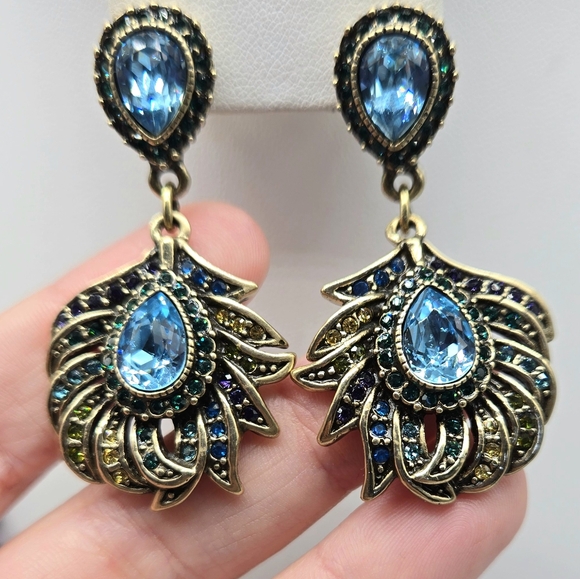 Heidi Daus Amethyst Swarovski Crystal Large Peacock Feather Necklace - Picture 9 of 14